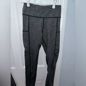 sommer ray booty contour leggings